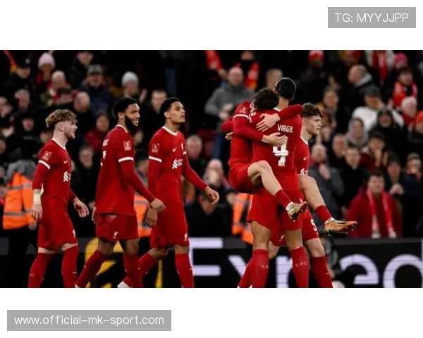 曼城与利物浦争夺同一锋线目标，转会大战开启